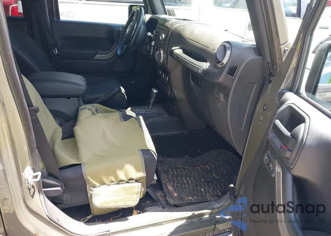 1C4BJWDG7FL543157: 43018546