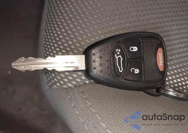 1C3LC56K17N508005: 43018564