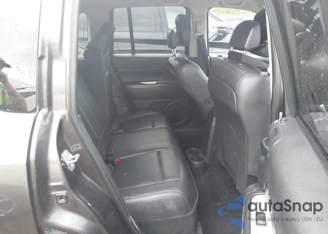 1C4NJDCB6FD239299: 43018628