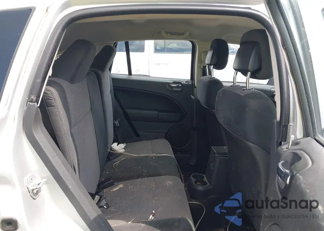 1B3CB4HA2AD590824: 43018712