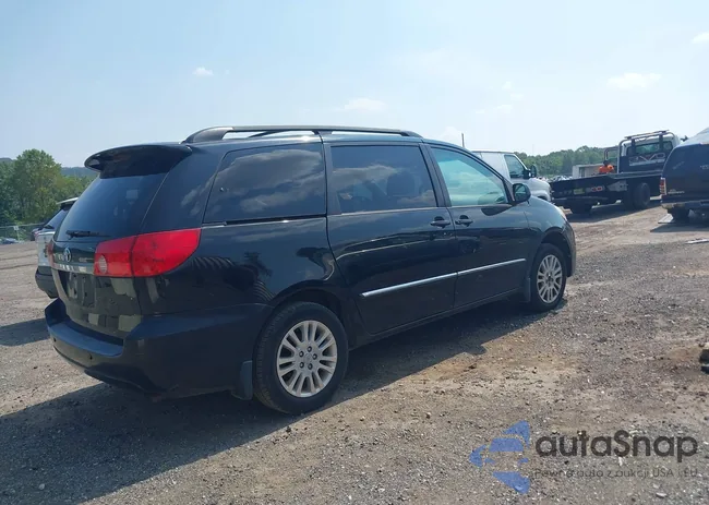 5TDBK22C98S011075: 43018734