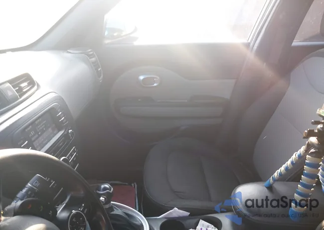 KNDJP3A53H7443984: 43018803