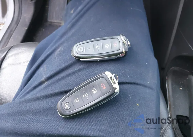 1FMCU0JX3GUC86017: 43018809