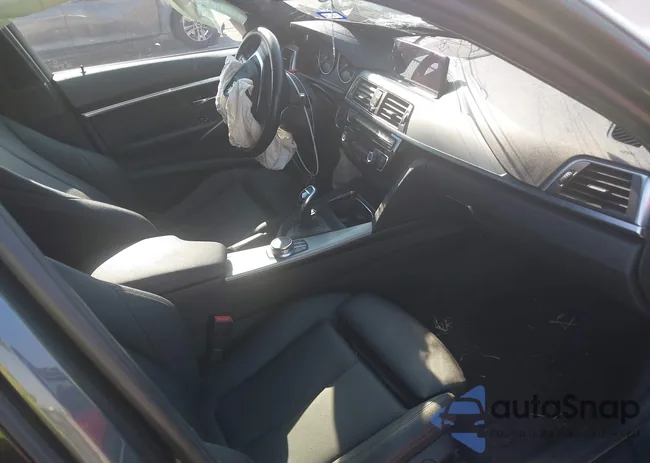 WBA8D9G55JNU71527: 43017888