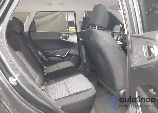 KNDJ23AU9P7196359: 43018002