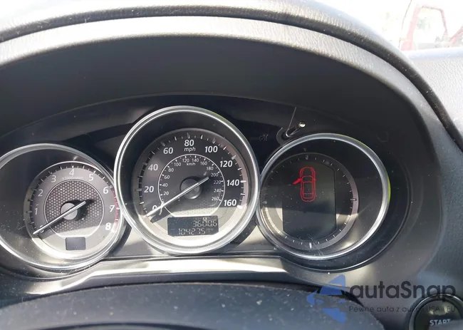 JM1GJ1T66E1143022: 43018023