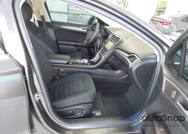 3FA6P0HD4JR184167: 43018185