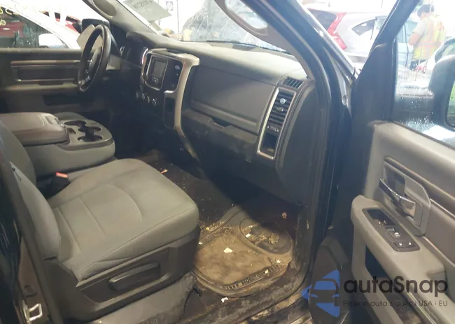 1C6RR7GG8HS807706: 43018238