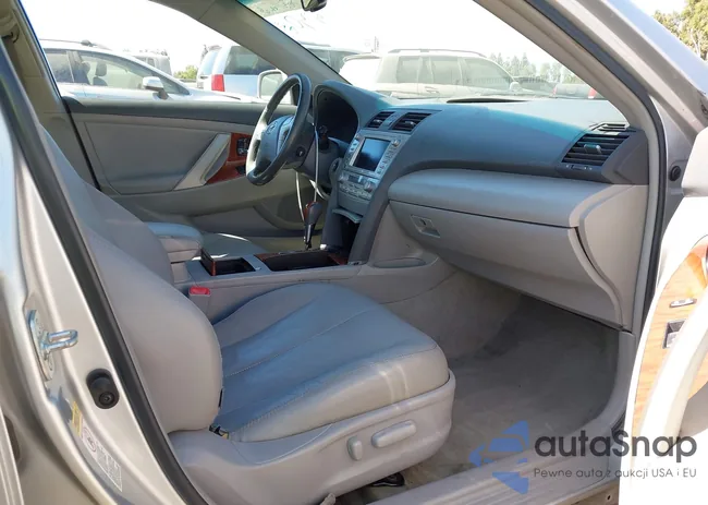 4T1BK3EK8BU132669: 43019305