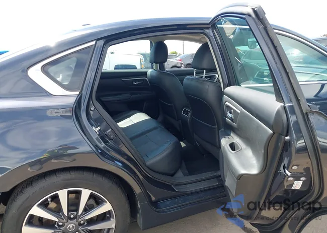 1N4AL3AP9HC474165: 43019344