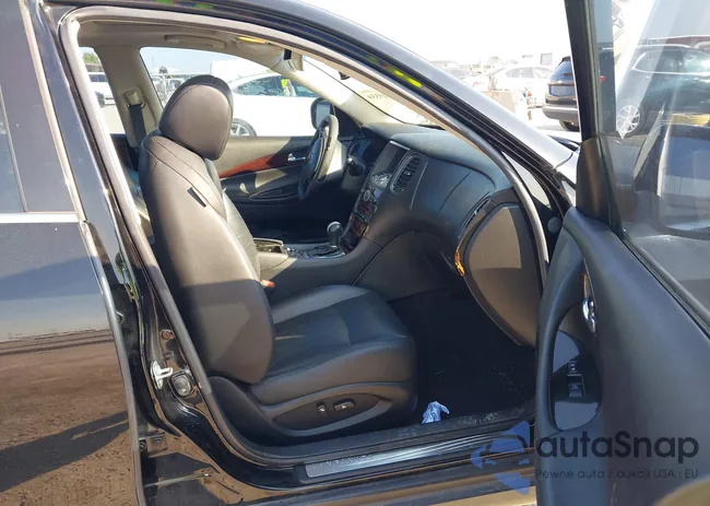 JN1AJ0HP8AM700431: 43019559