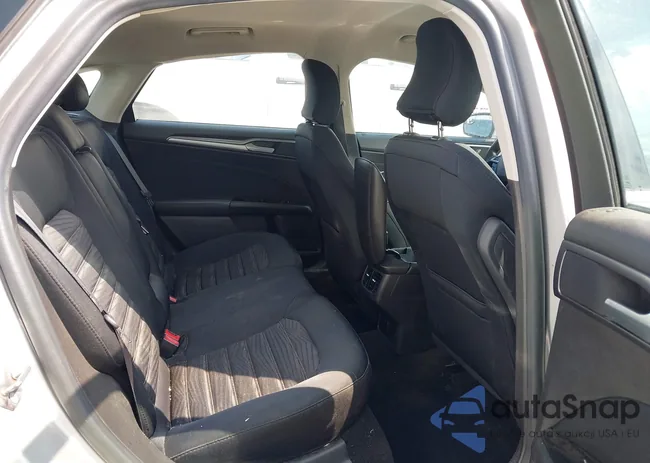 3FA6P0H74GR279055: 43019674