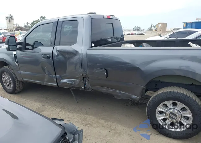 1FT7X2A62MEE14351: 43019751