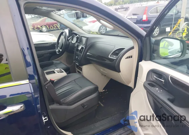 2C4RC1CG8FR727656: 43019835