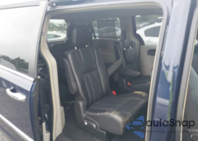 2C4RC1CG8FR727656: 43019835