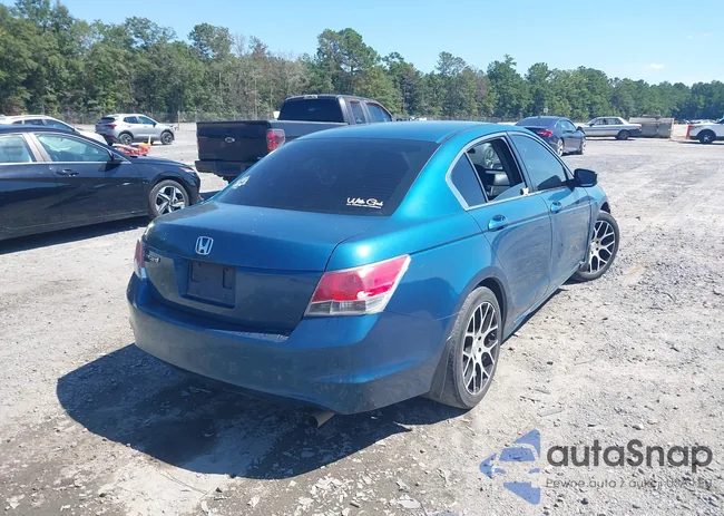 1HGCP2F33AA071261: 43018881