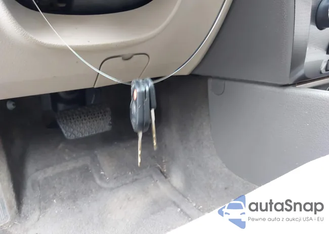 3FAHP0HA0CR426261: 43018949