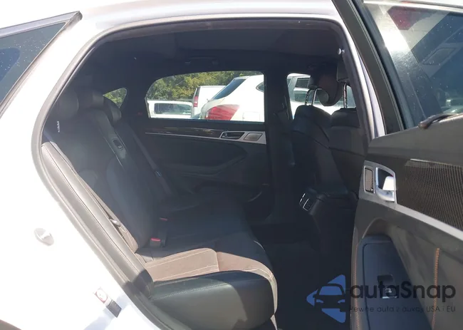 KMHGN4JB7JU233418: 43020407