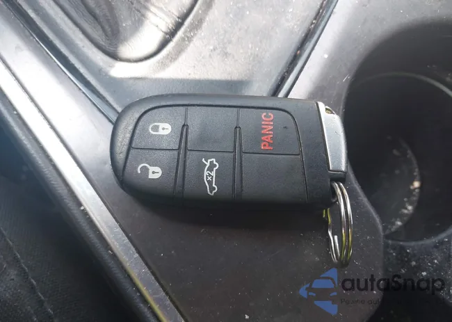 2C3CDZAG3GH131905: 43020518