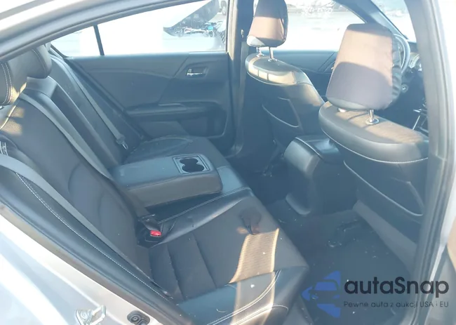 1HGCR2F56HA113878: 43019929