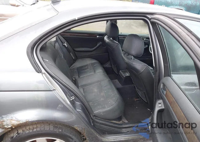 WBAEU33422PH85075: 43021274