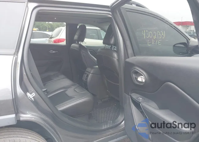 1C4PJMLX8KD283092: 43021331