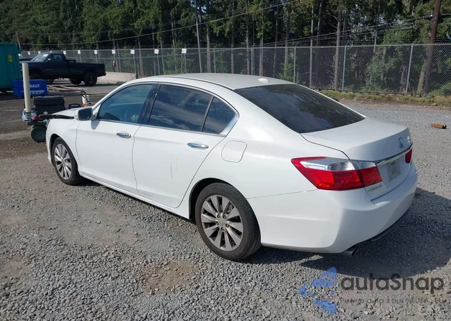 1HGCR3F88EA042145: 43021468