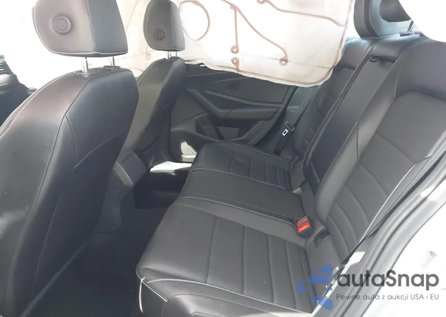 3VW7M7BU8PM018469: 43021476