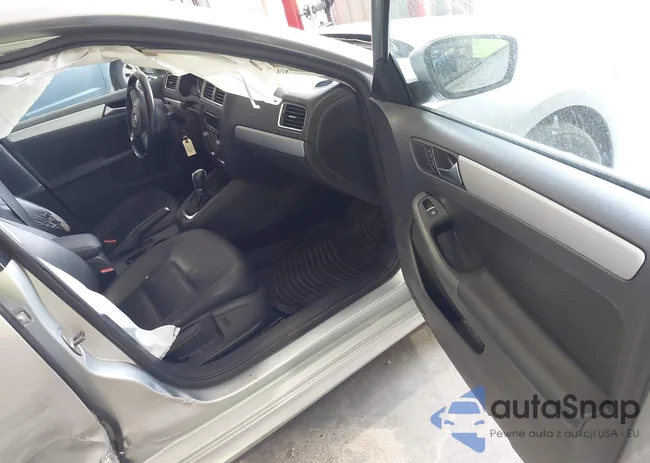 3VWDP7AJ4DM412712: 43021525