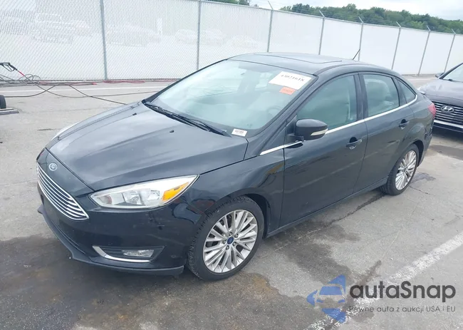 1FADP3J25JL273391: 43021618