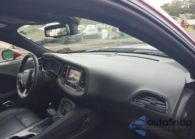 2C3CDZAG8PH692908: 43021671