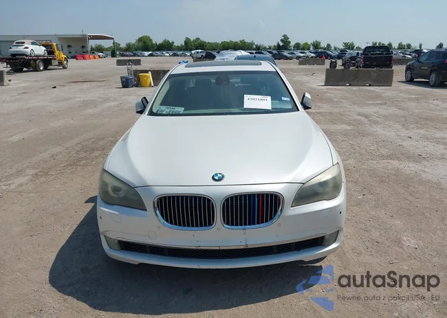 WBAKB8C50CC964459: 43021801