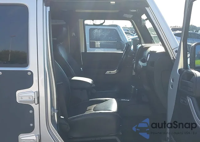 1C4BJWFG7CL281844: 43021009