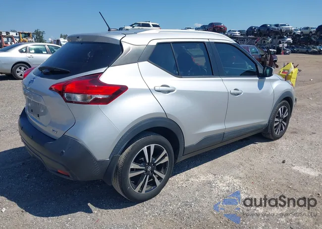 3N1CP5CV9LL551566: 43021092