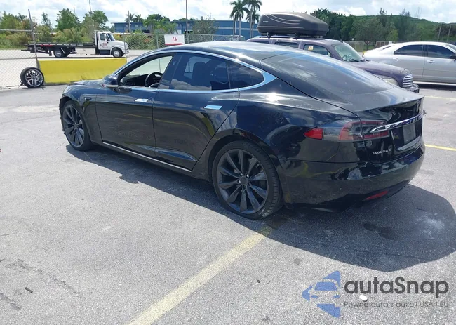 5YJSA1E14GF174663: 43022271