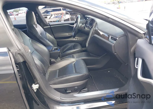 5YJSA1E14GF174663: 43022271