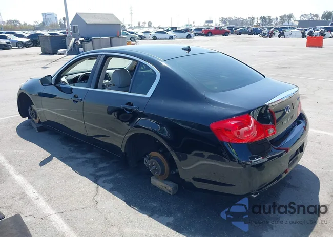 JN1CV6AP5FM580668: 43022361