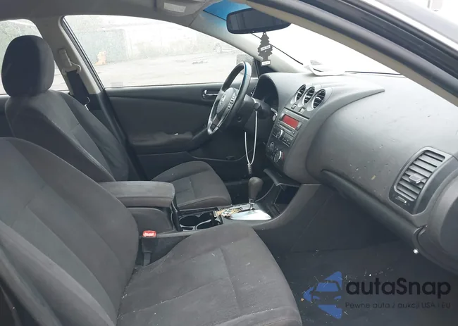 1N4AL2AP7CN412142: 43022384