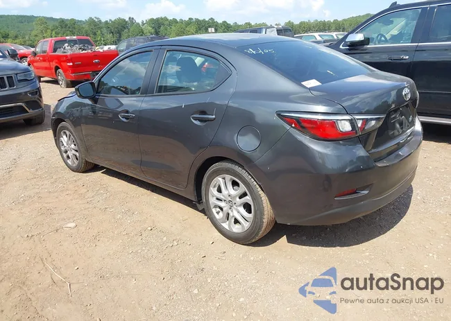 3MYDLBYV1HY195243: 43022395