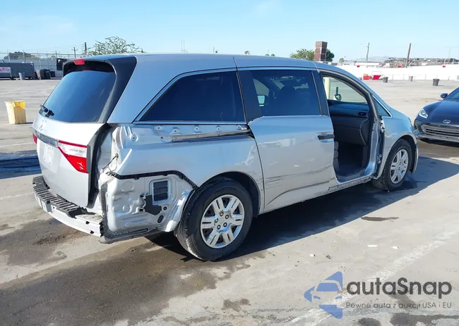 5FNRL5H23DB081472: 43022443