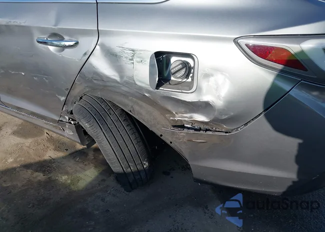 KMHE34L3XHA065675: 43022573