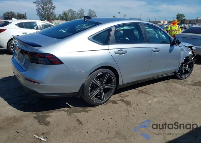 1HGCY2F55SA011580: 43022654