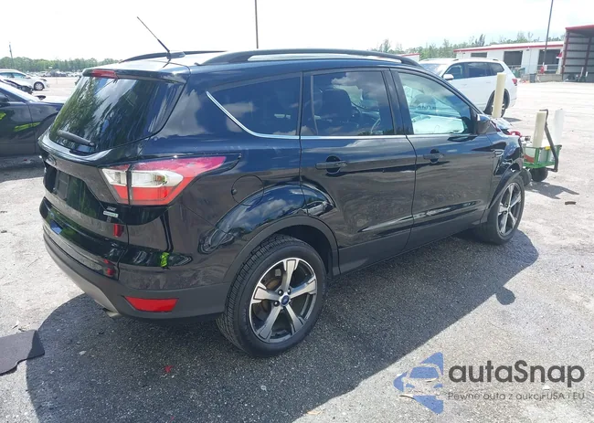 1FMCU0GD3HUE13010: 43021893