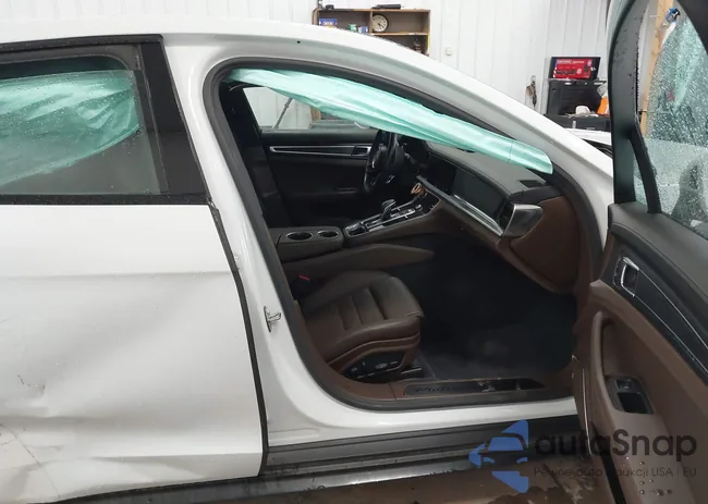 WP0AE2A73PL120302: 43021909