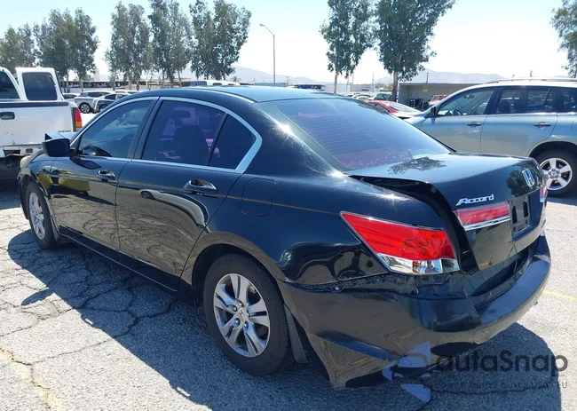 1HGCP2F65BA043389: 43021944