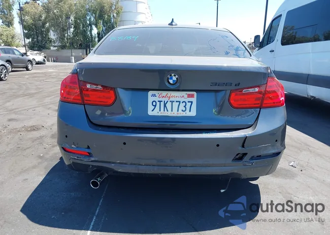 WBA3D3C57FK157626: 43022011