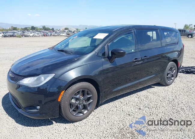 2C4RC1FG0JR287405: 43023340