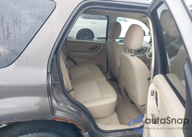 1FMYU931X7KA15101: 43023417