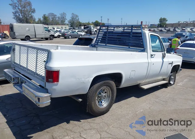 1GCGC24J0DJ170539: 43023553