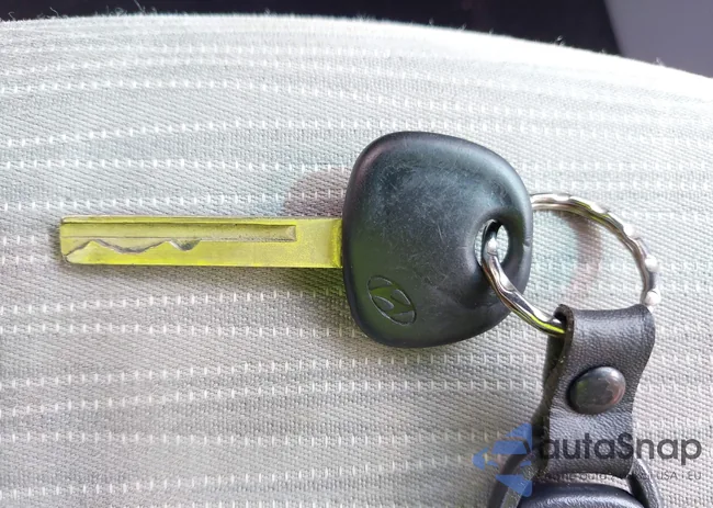 KMHCT4AE3GU048855: 43023575